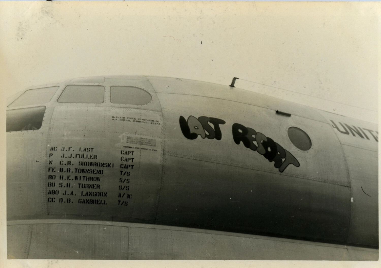 USAF KC-97 Stratofreighter Tanker "Last Resort" (AF Serial 51-232-A), Nose Art and Crew Roster