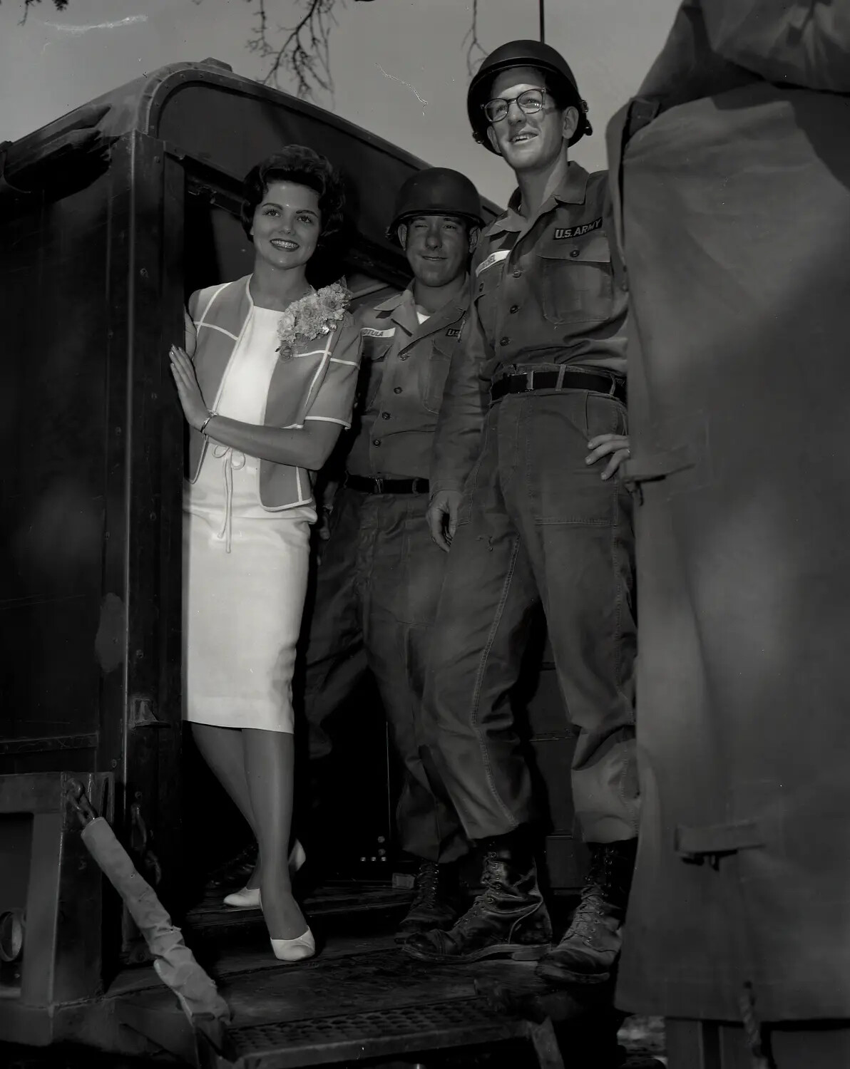 Miss California 1960 Suzanne Marie Reamo Poses with National Guard Soldiers at Military Van