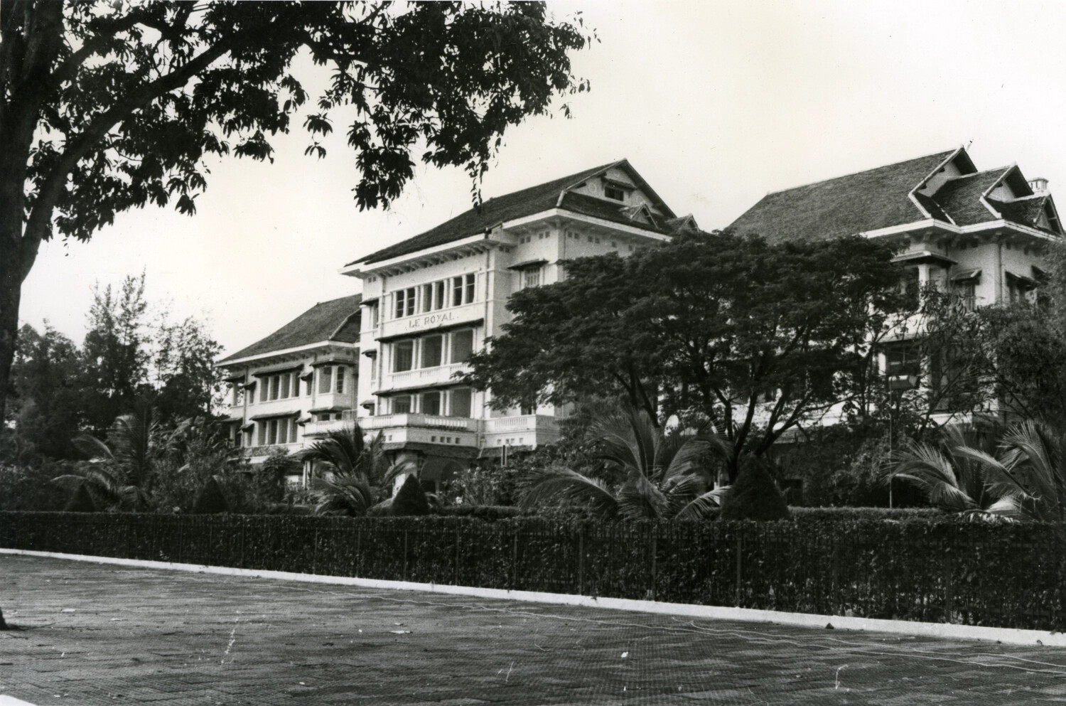 Hotel Le Royal, Phnom Penh - Exterior Facade View