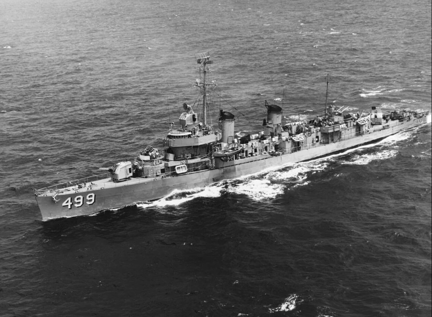 USS Renshaw (DD-499), Fletcher-Class Destroyer, Underway – Official U.S. Navy Photograph