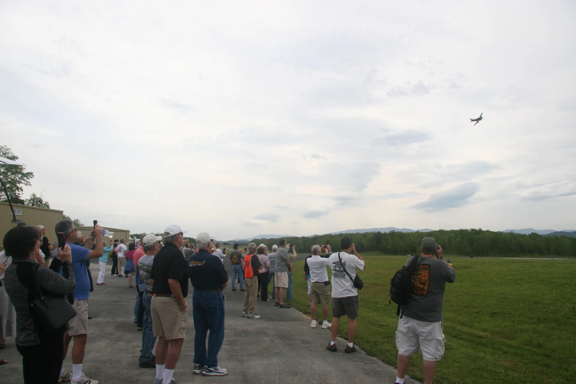 Crowd Near Hangar Watches A-1 Skyraider Flyover, Operation Tailwind Event, 2016