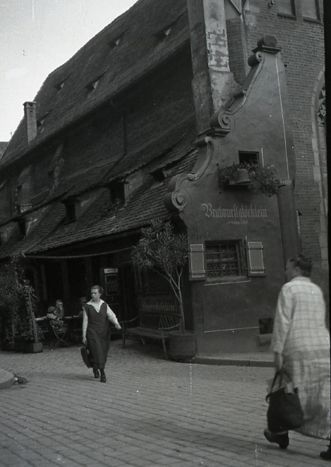 The Historic Bratwurstglöcklein Restaurant, Nuremberg Old Town, 1930s