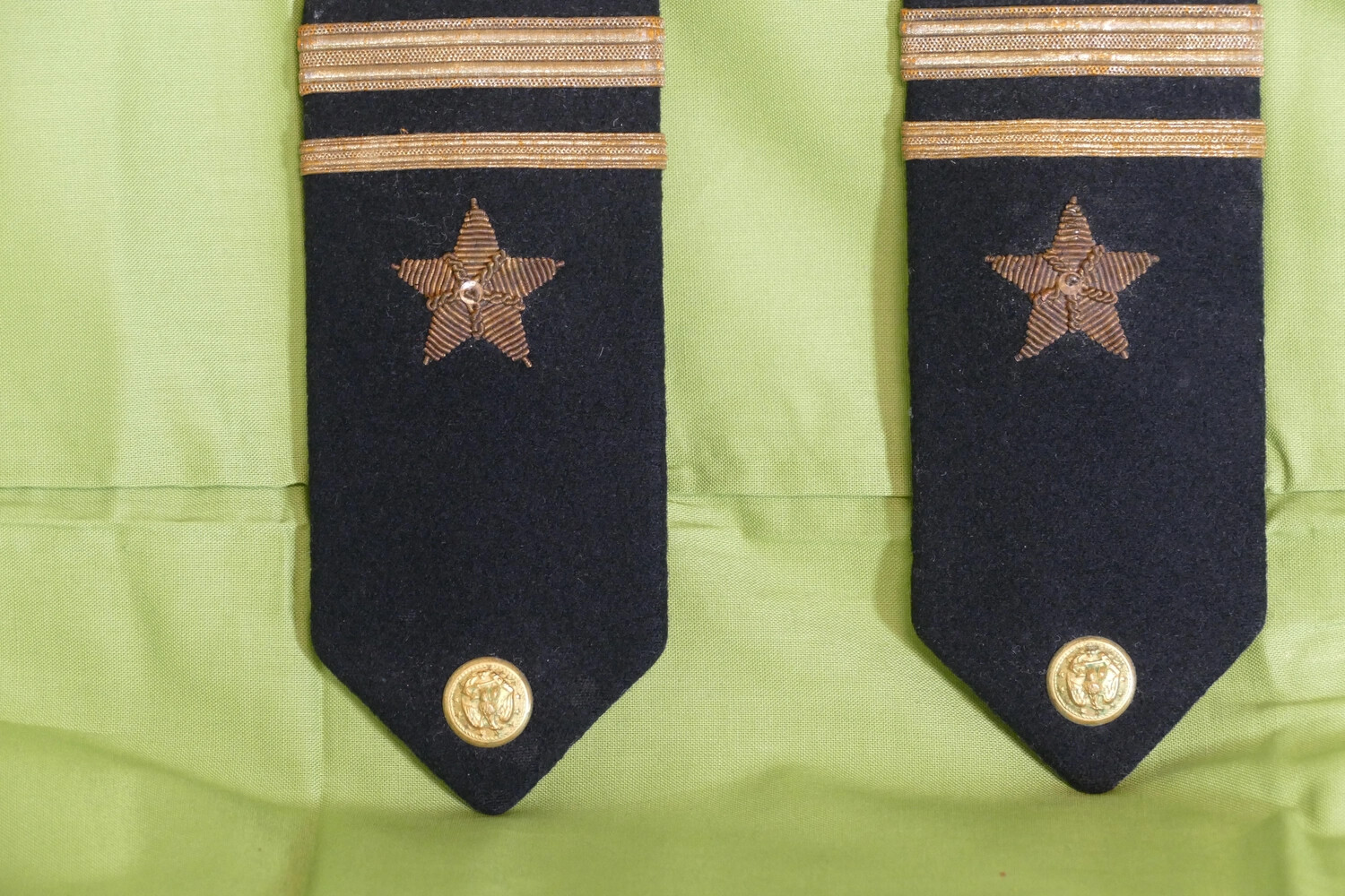 U.S. Navy Lieutenant Shoulder Boards (Epaulets), Korean War Era