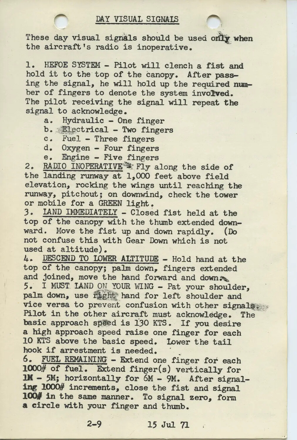 USAF Day Visual Signals Reference Page (In-Flight, Radio-Out Procedures), dated 15 Jul 71