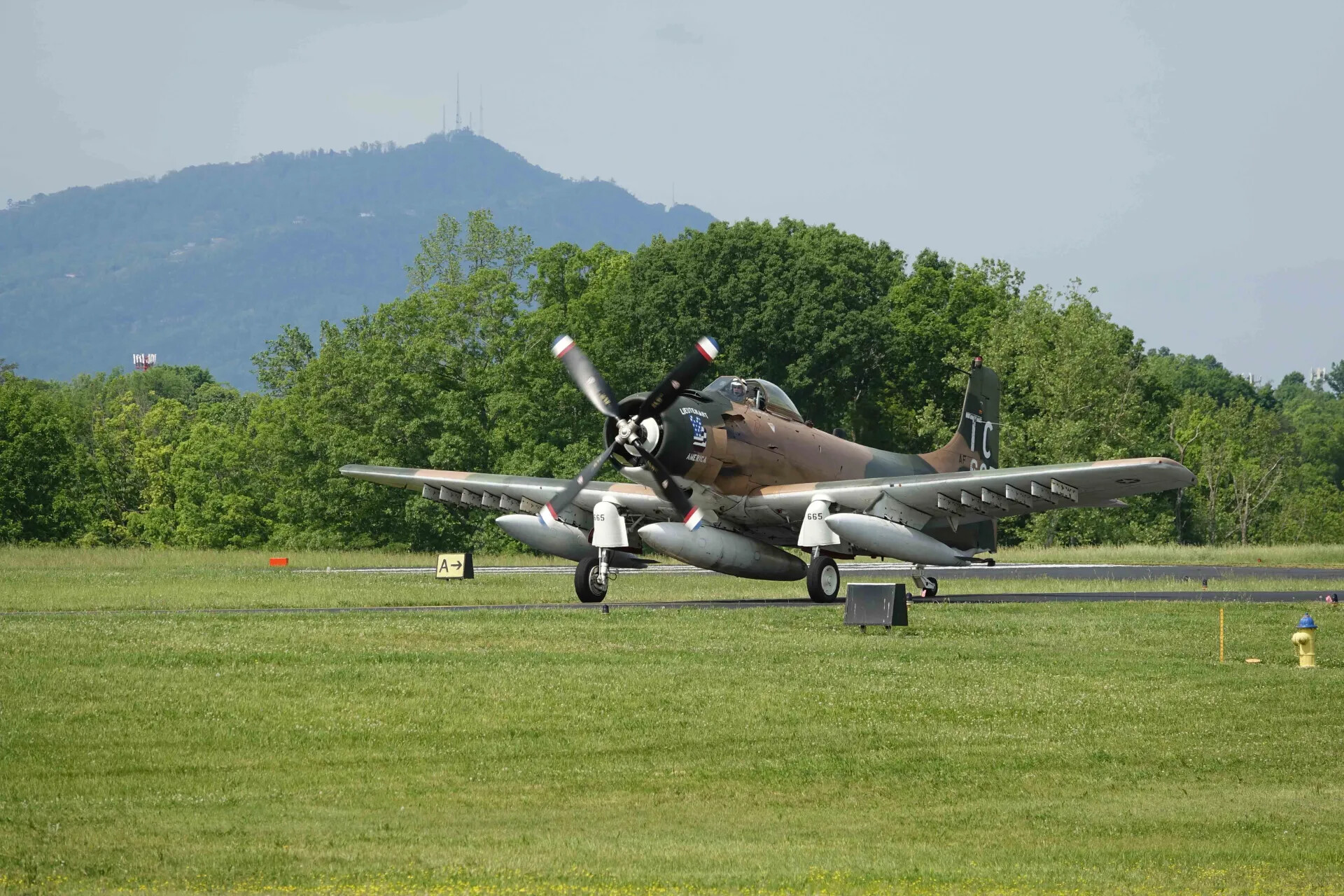 A-1 Skyraider 'America' (TC-665) on Taxiway, May 2019 Event