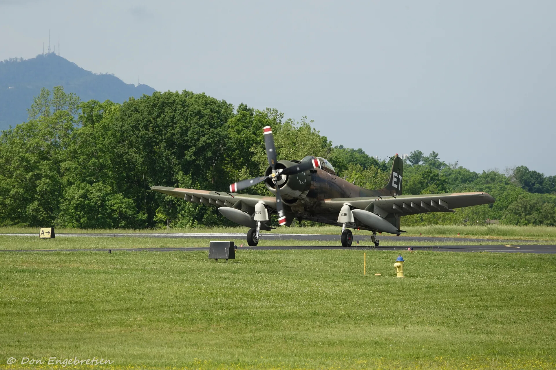 Restored A-1 Skyraider "Coyote" (Tail Code ET-606) Taxiing at Airshow, May 2019