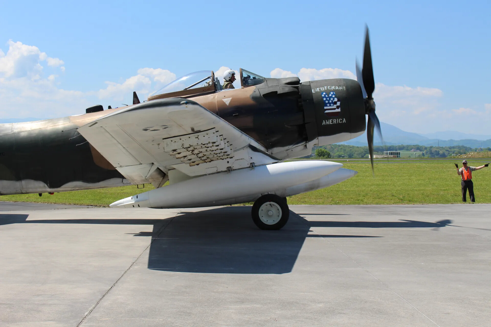 A-1 Skyraider 'Lieutenant America' Taxiing at Airshow