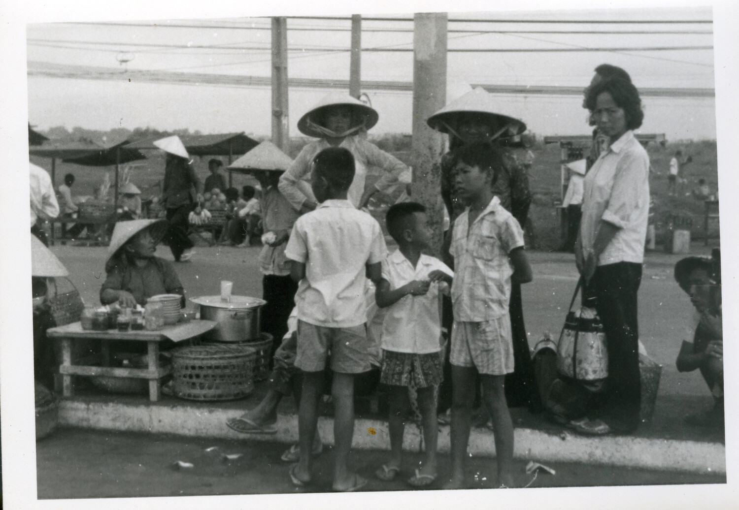 218727-VIET NAM 3