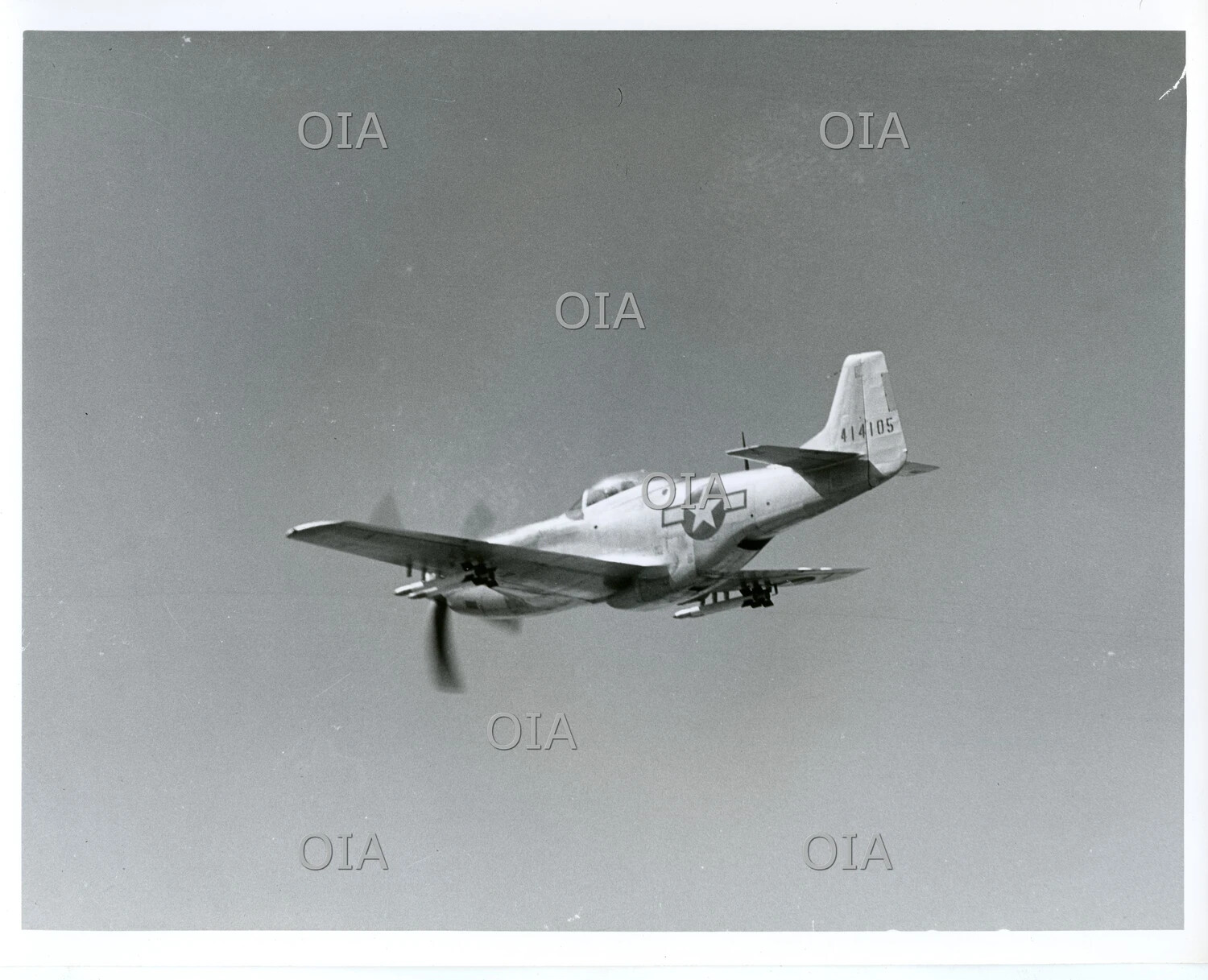 North American P-51 Mustang in Flight, Serial 414105, Underwing Ordnance Pylons