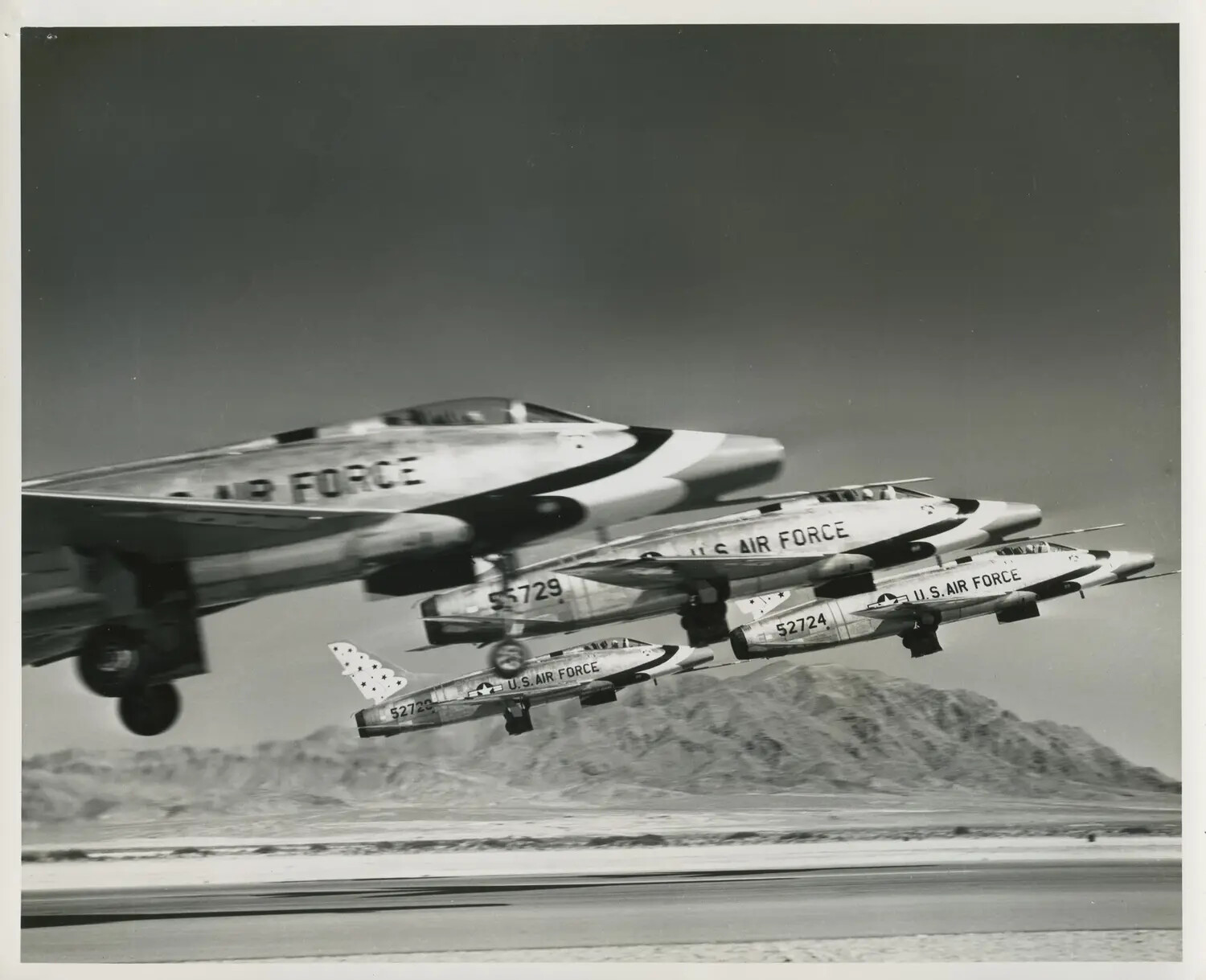 USAF Thunderbirds F-100 Super Sabres Formation Takeoff