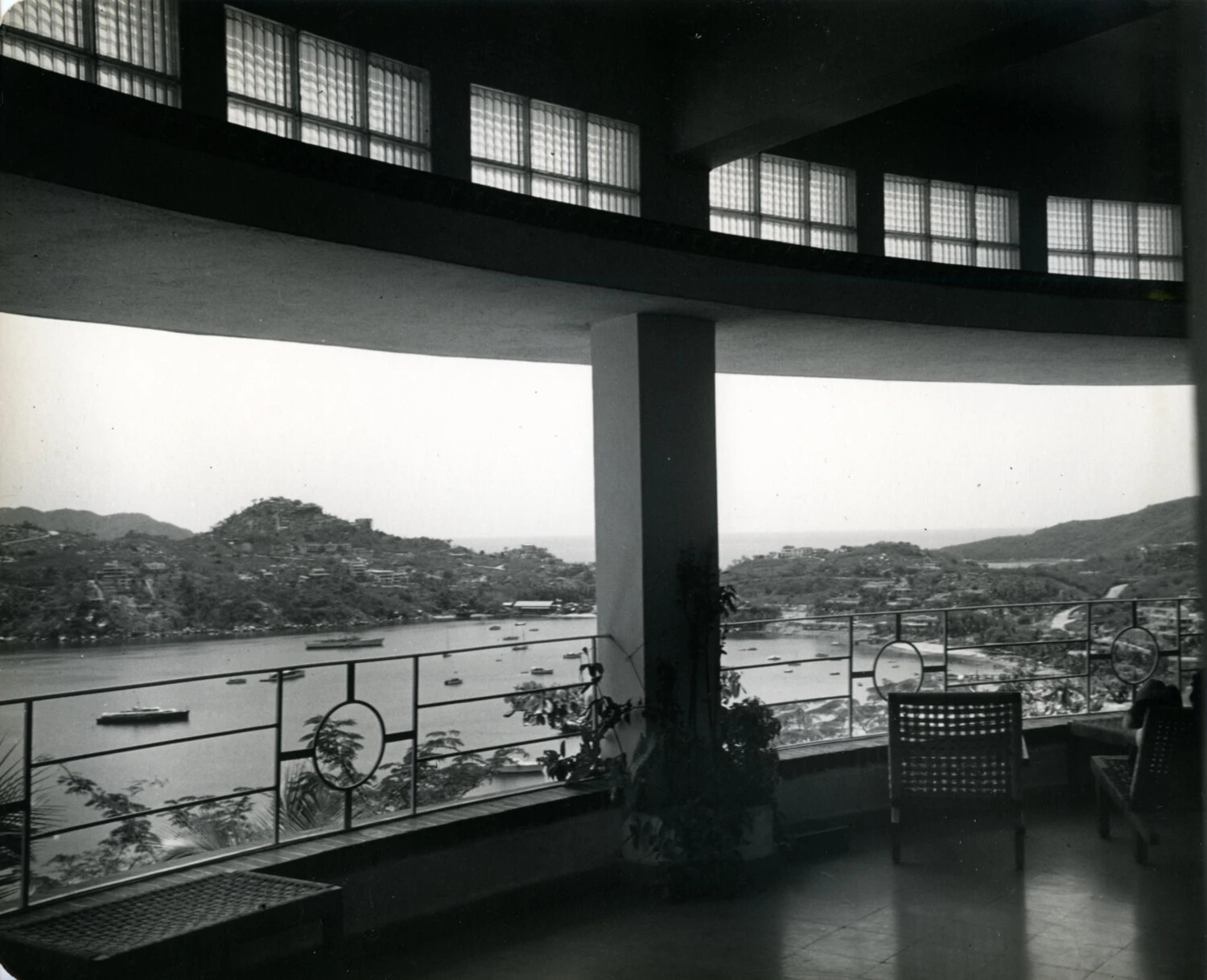 Bay-View Terrace of a Mid-Century Coastal Resort — General Wainwright 1949 Travel Album