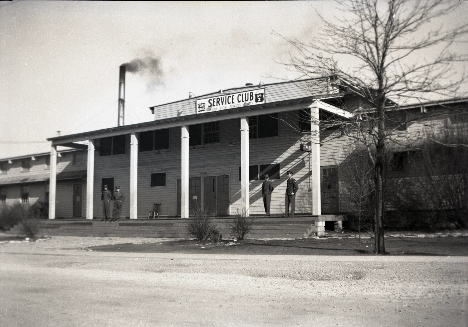 Fort Knox Service Club No. 2 with Soldiers on Porch, Kentucky
