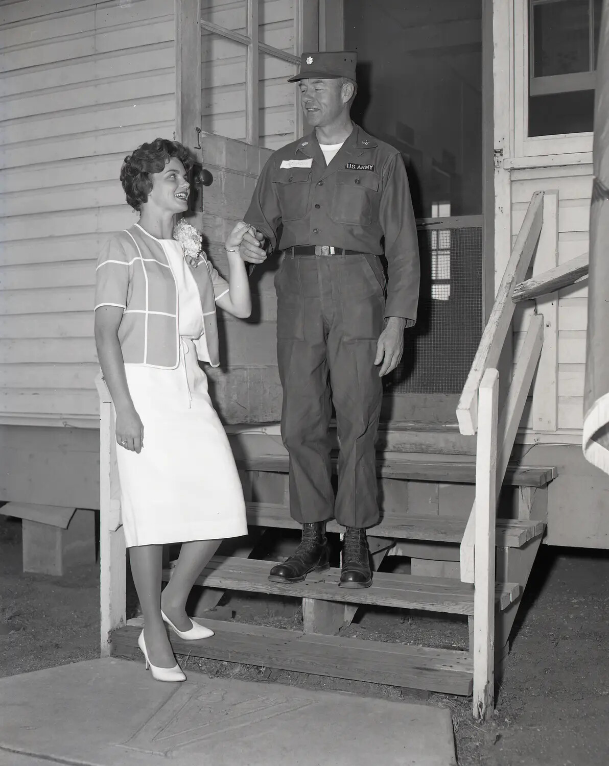 Army Officer Escorts Miss California 1960 Suzanne Marie Reamo Down Barracks Steps