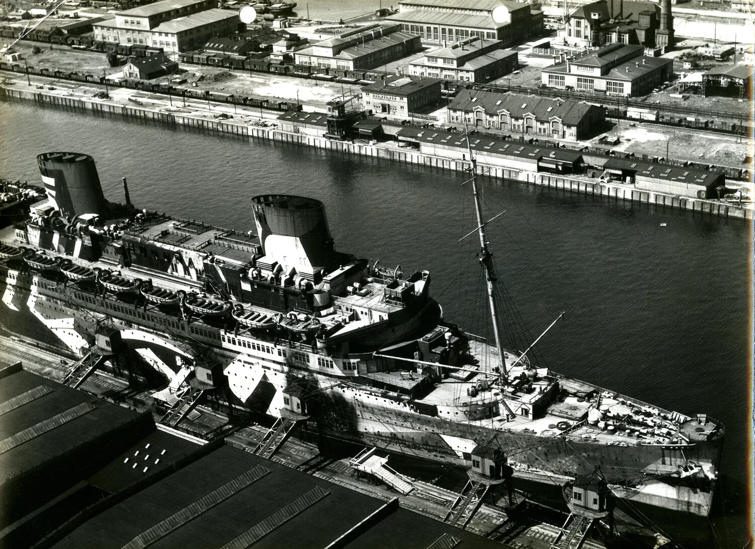 WWII Aerial Reconnaissance Photograph - Large German Ocean Liner Moored at Bremerhaven, Germany
