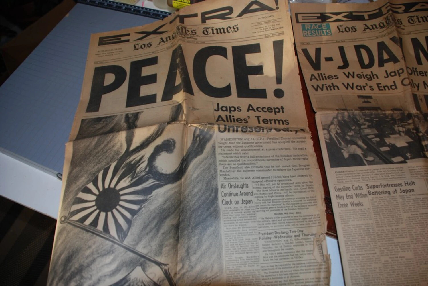 Los Angeles Times 'Extra' Editions Announcing Japanese Surrender, August 14, 1945 (V-J Day)