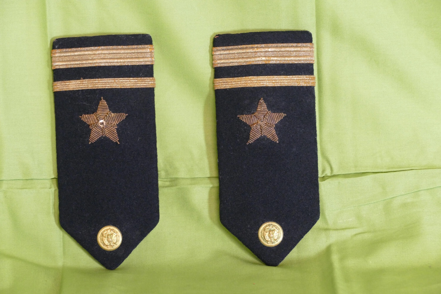 U.S. Navy Lieutenant's Shoulder Boards with Line Officer Star, Bancroft Collection