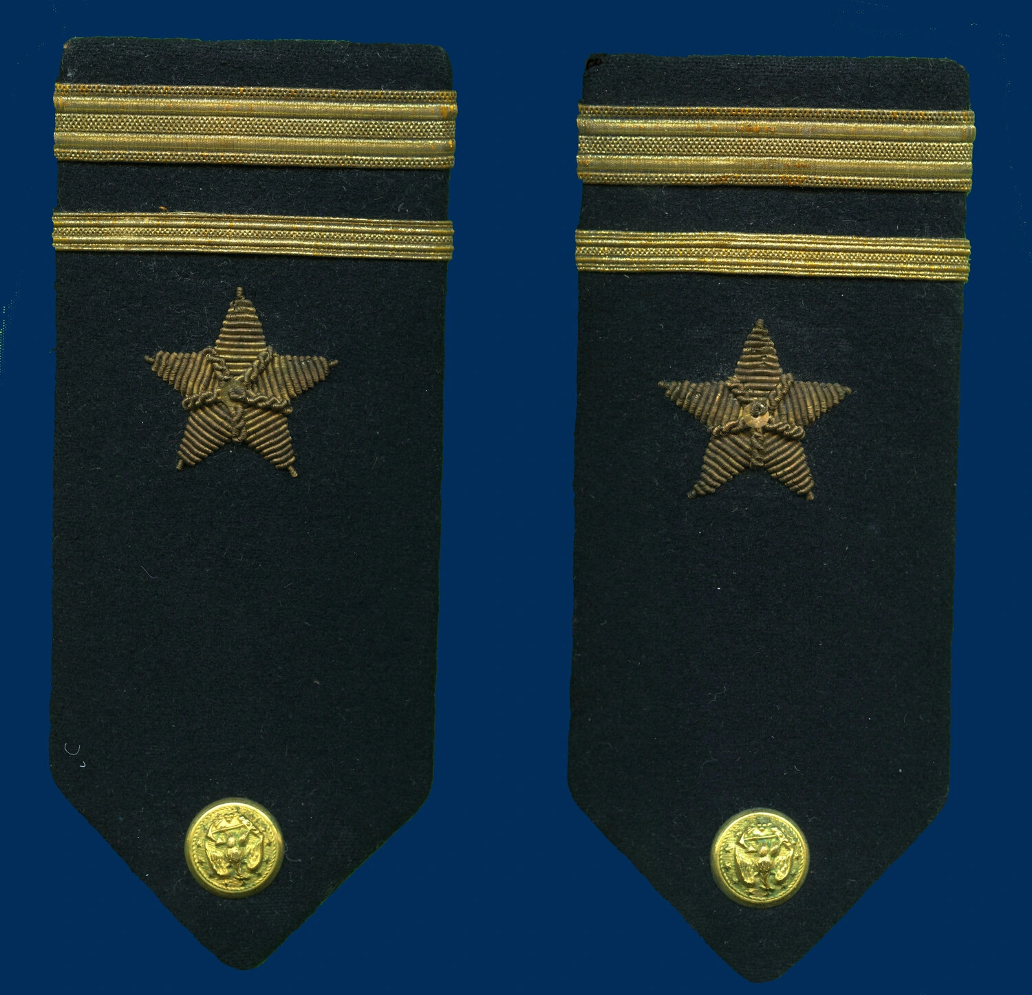 US Navy Lieutenant's Shoulder Boards (Line Officer Rank Insignia), Korean War Era