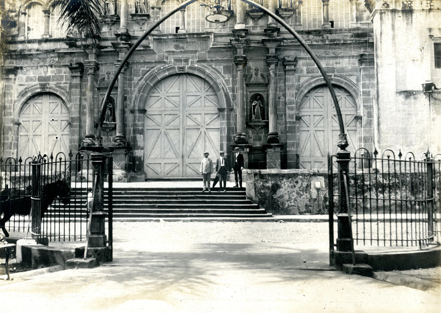 Close Detail: Metropolitan Cathedral Facade, Panama City (Cropped Photograph, Companion to Page 057)