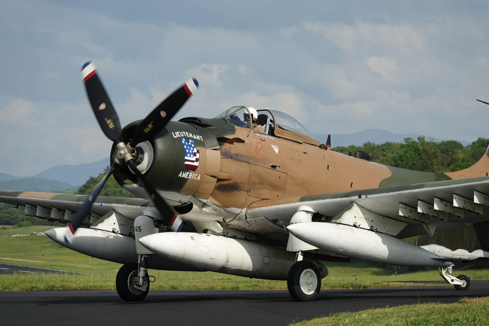 Restored A-1 Skyraider 'Lieutenant America' Taxiing at Airshow