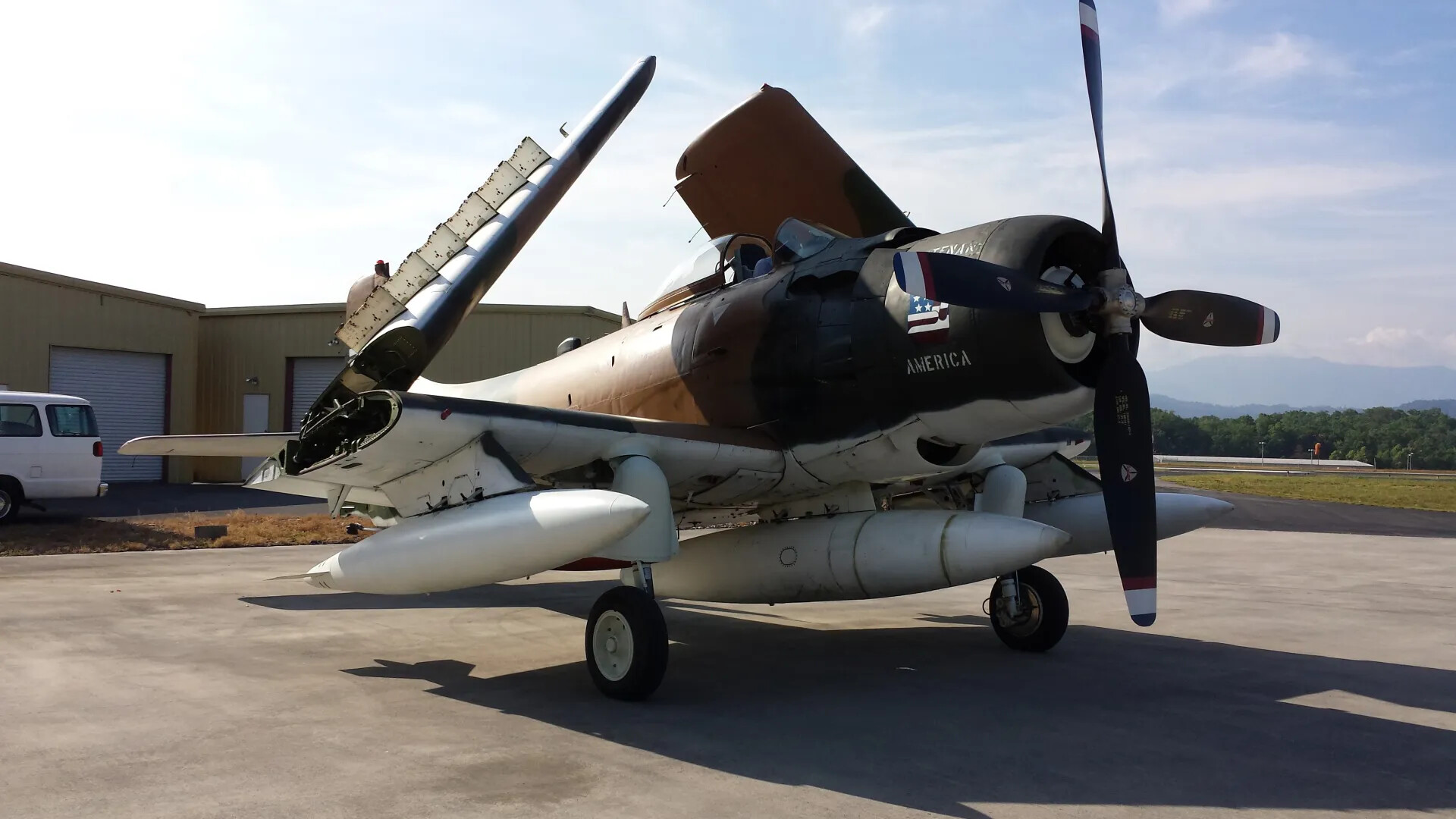 Preserved A-1 Skyraider 'AMERICA' with Folded Wing, TN Air Museum Airshow