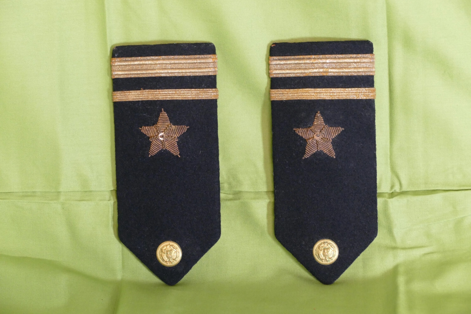 US Navy Lieutenant Junior Grade Shoulder Boards, Lt. Bancroft Korean War Collection