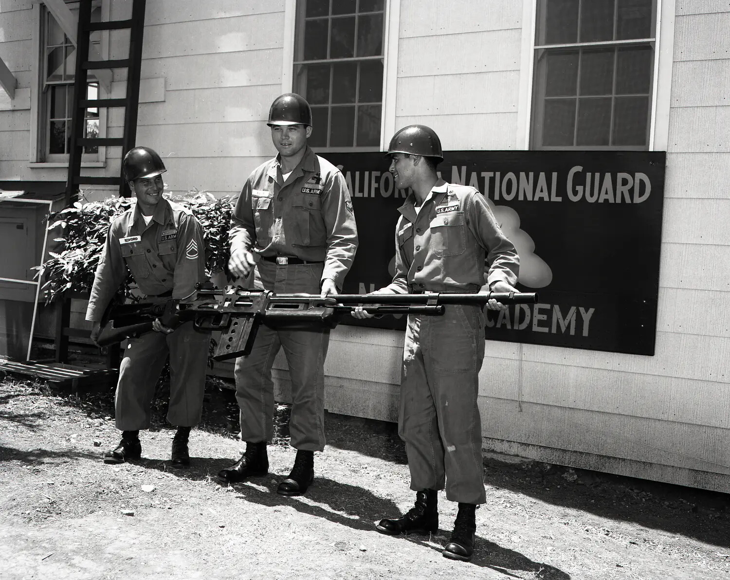 California National Guard NCO Academy Trainees Display an Automatic Weapon, Fort MacArthur