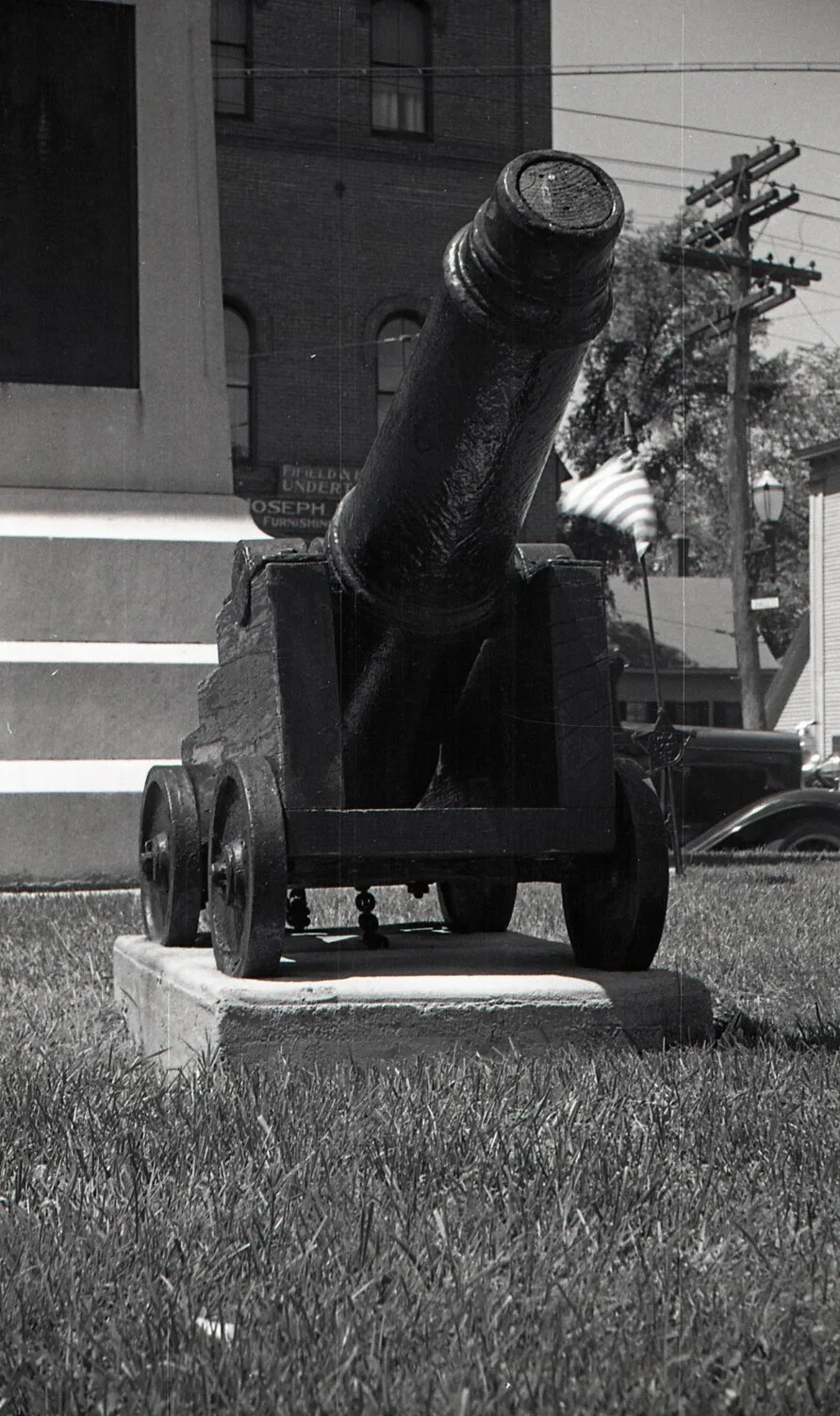 Memorial Trophy Cannon on Display Carriage, Town Square, Penacook, New Hampshire
