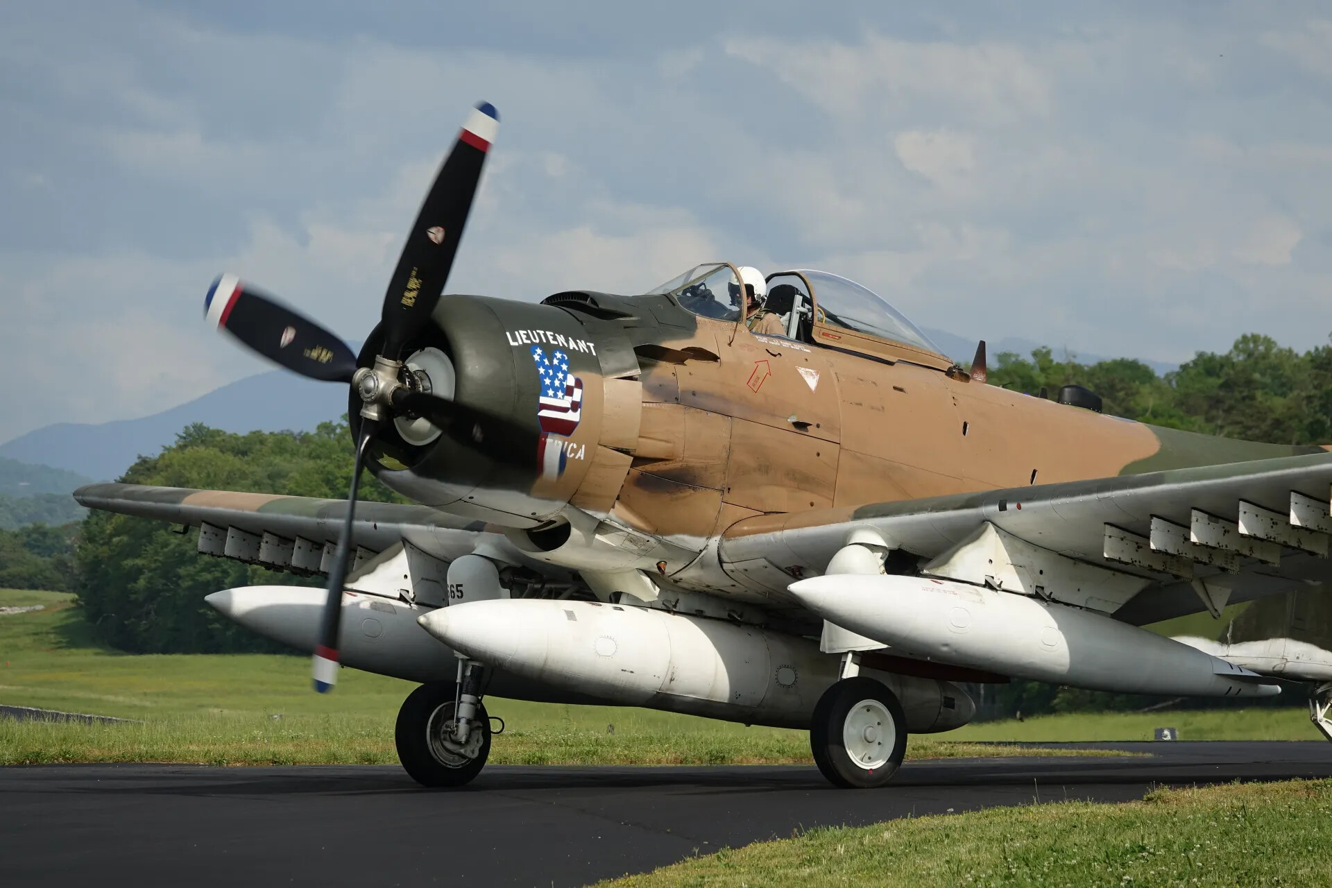 Douglas A-1 Skyraider Taxiing at Airshow, Spring 2019