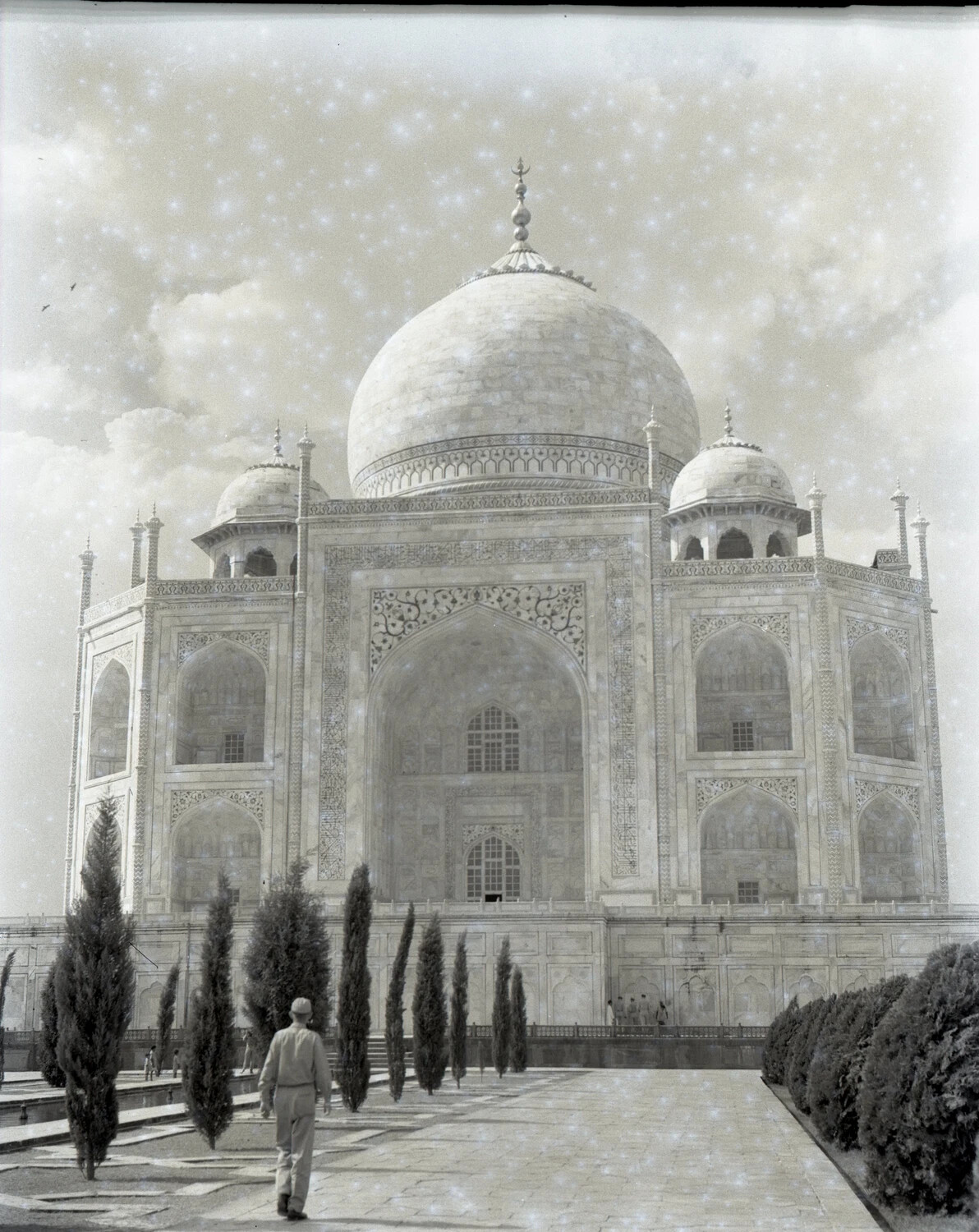 American Serviceman at the Taj Mahal, Agra, India, WWII China-Burma-India Theater