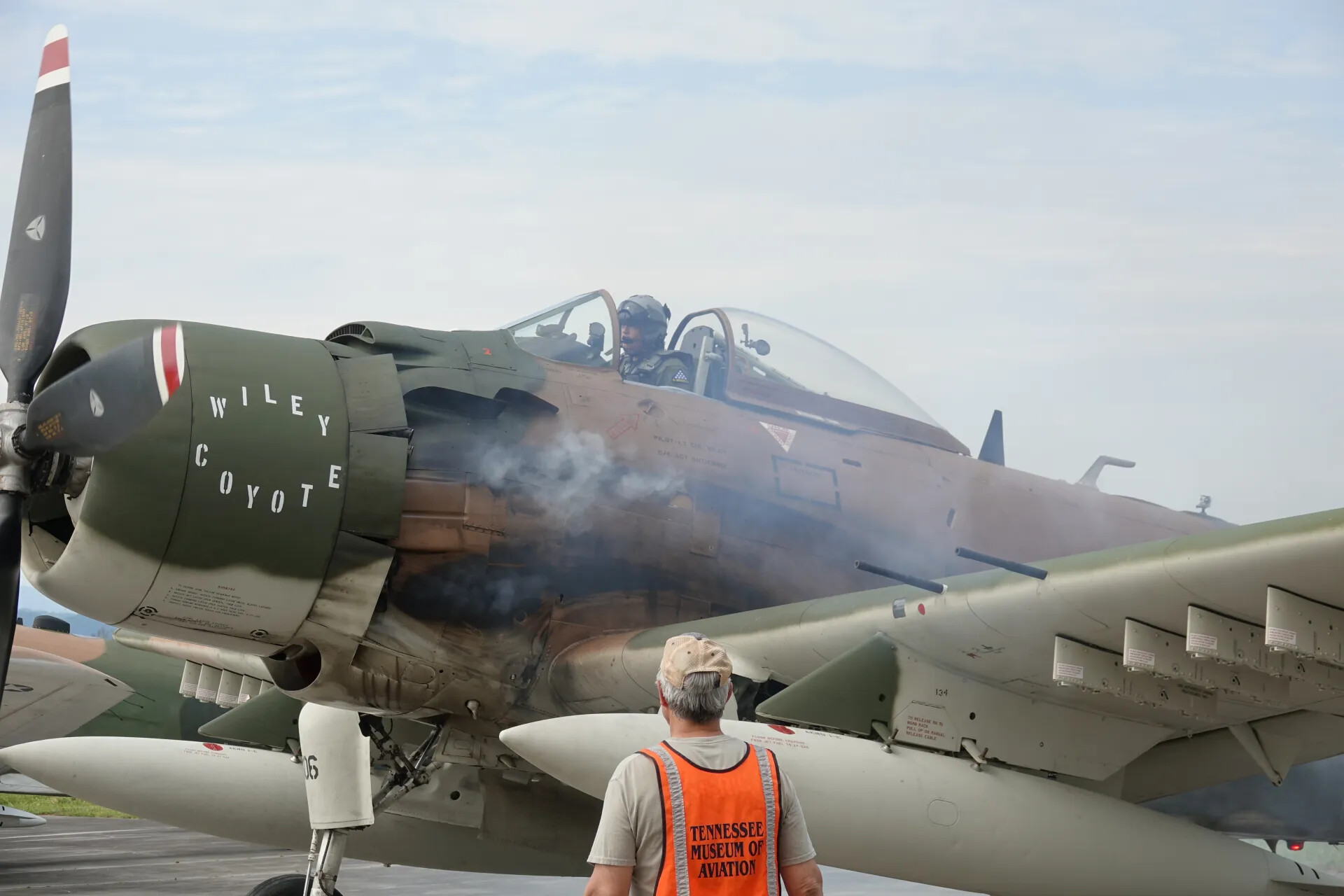 Restored A-1 Skyraider 'Wiley Coyote' with Engine Running, Tennessee Museum of Aviation Event