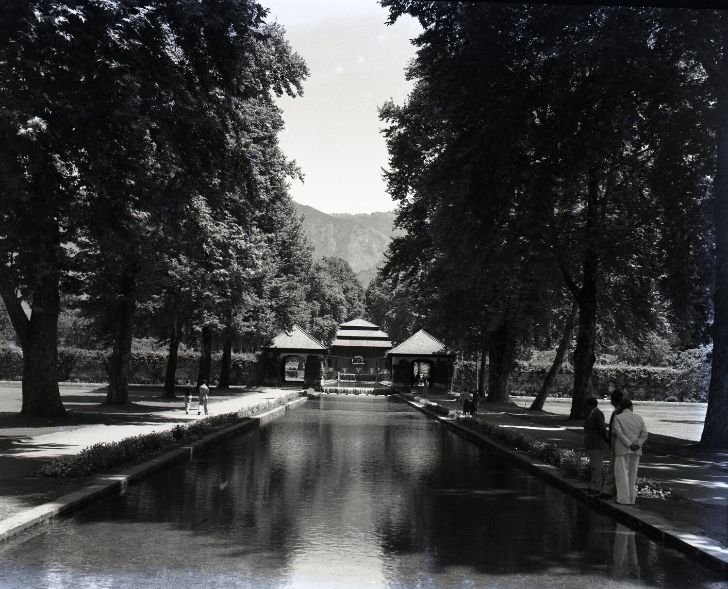Mughal Garden with Reflecting Pool and Pavilion, Kashmir, WWII Era (CBI Theater Scenics Collection)