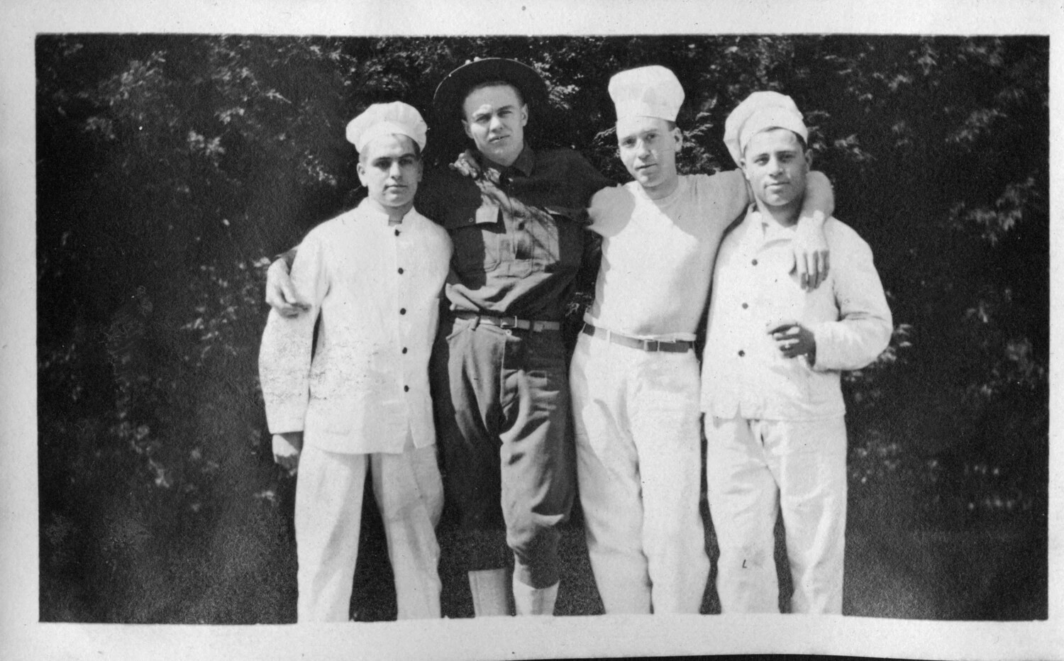 Four Soldiers, Including Three Army Mess Cooks in White Uniforms, Presidio of San Francisco, WWI Era