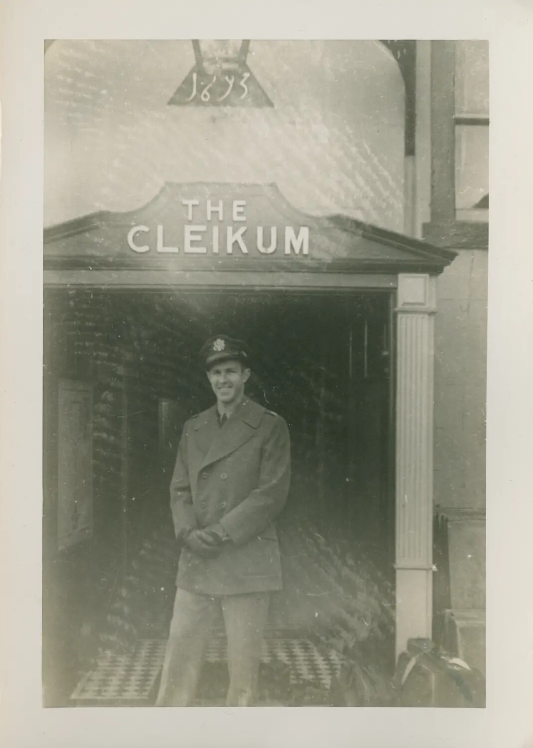 Capt. Pete Zahn at 'The Cleikum' Pub, England, 1944