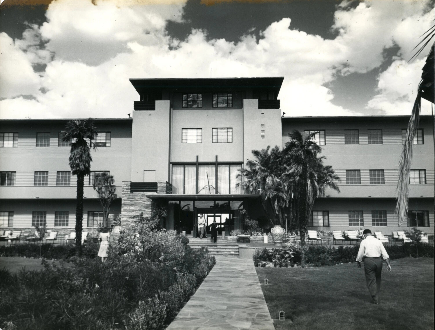 Streamline Moderne Hotel Exterior with Palm-Lined Grounds, c. 1949