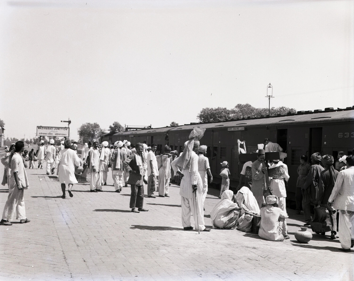 Crowded Railway Platform, Wazirabad Junction, British India, WWII China-Burma-India Theater Collection ('Scenics -- Kashmir')