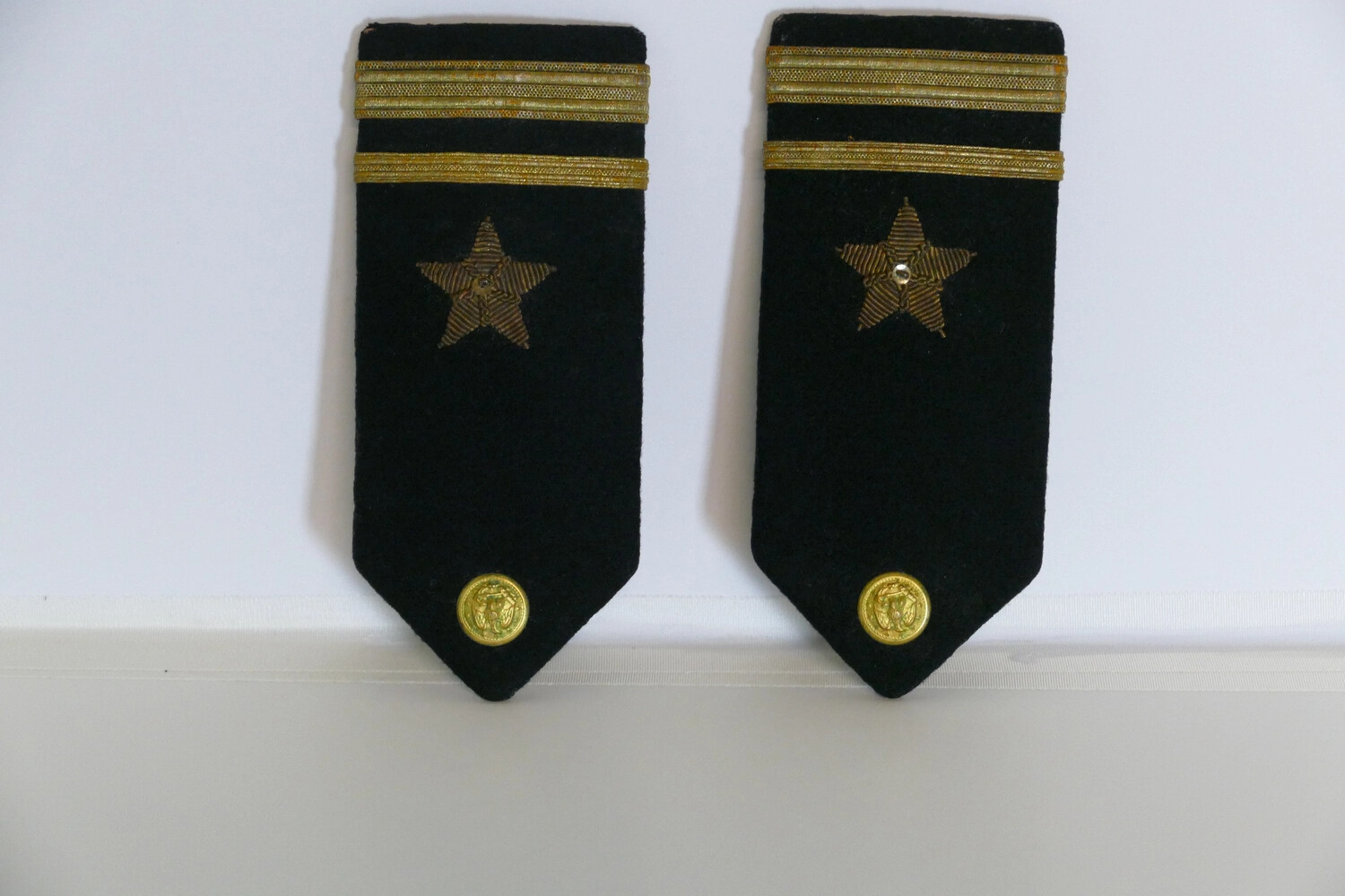 U.S. Navy Lieutenant's Shoulder Boards, Korean War Era