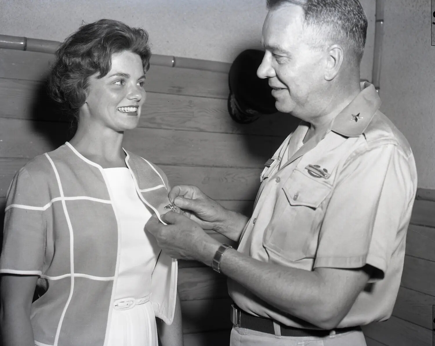 California National Guard Brigadier General Pins Badge on Miss California 1960 Suzanne Marie Reamo