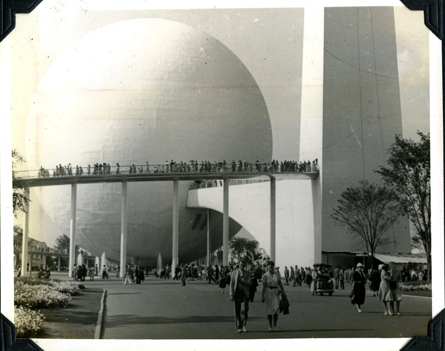 The Perisphere and Trylon, 1939-1940 New York World's Fair - Jervey Signal Corps Album