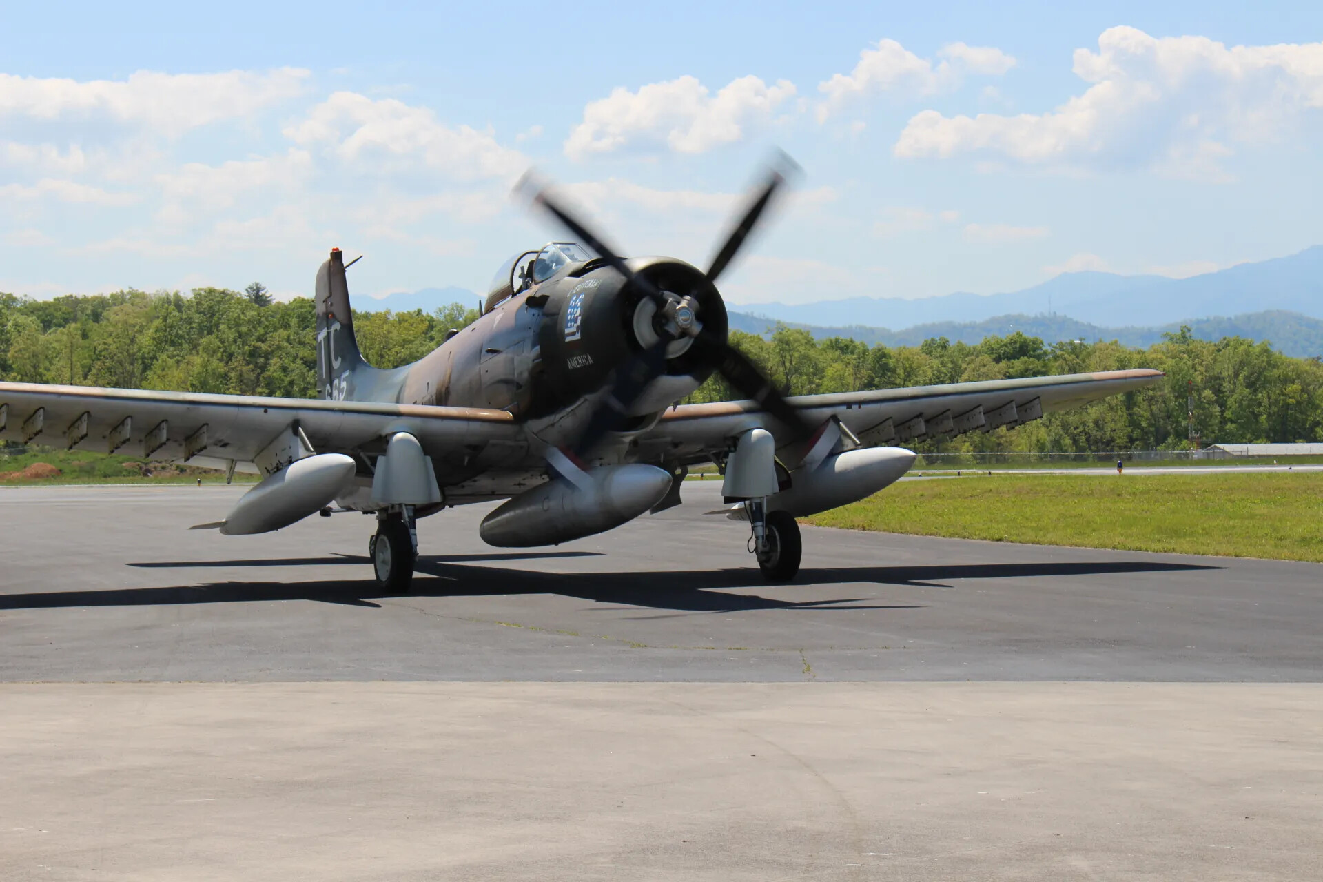 Douglas A-1 Skyraider "Lieutenant America" (TC 665) Taxiing, Head-On View