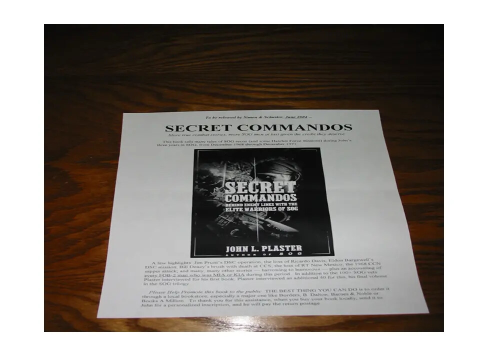 Promotional Flyer for John L. Plaster's Book 'Secret Commandos' (2004)