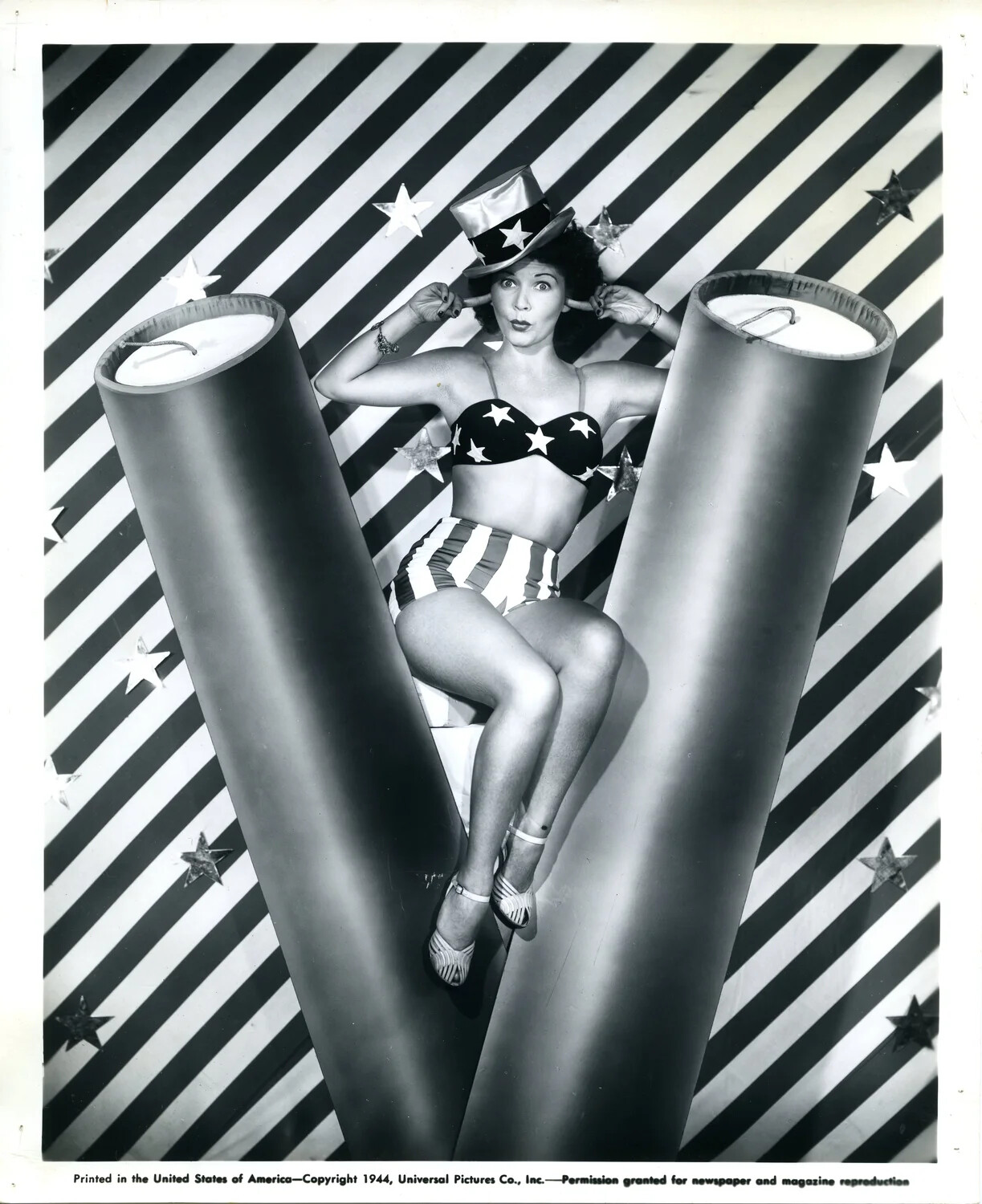 Patriotic 'V for Victory' Pin-Up Publicity Photograph, Universal Pictures, 1944