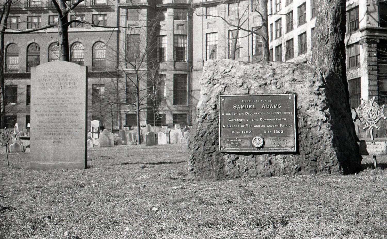 Samuel Adams Memorial Boulder and Boston Massacre Victims' Grave, Granary Burying Ground