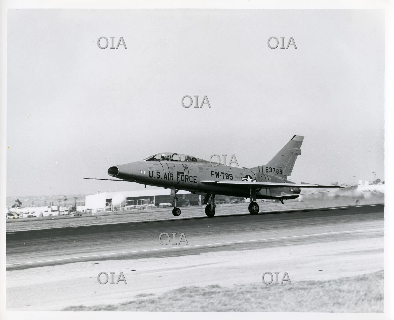 North American F-100 Super Sabre (Serial 63789, Tail Code FW-789) on Landing/Takeoff Roll