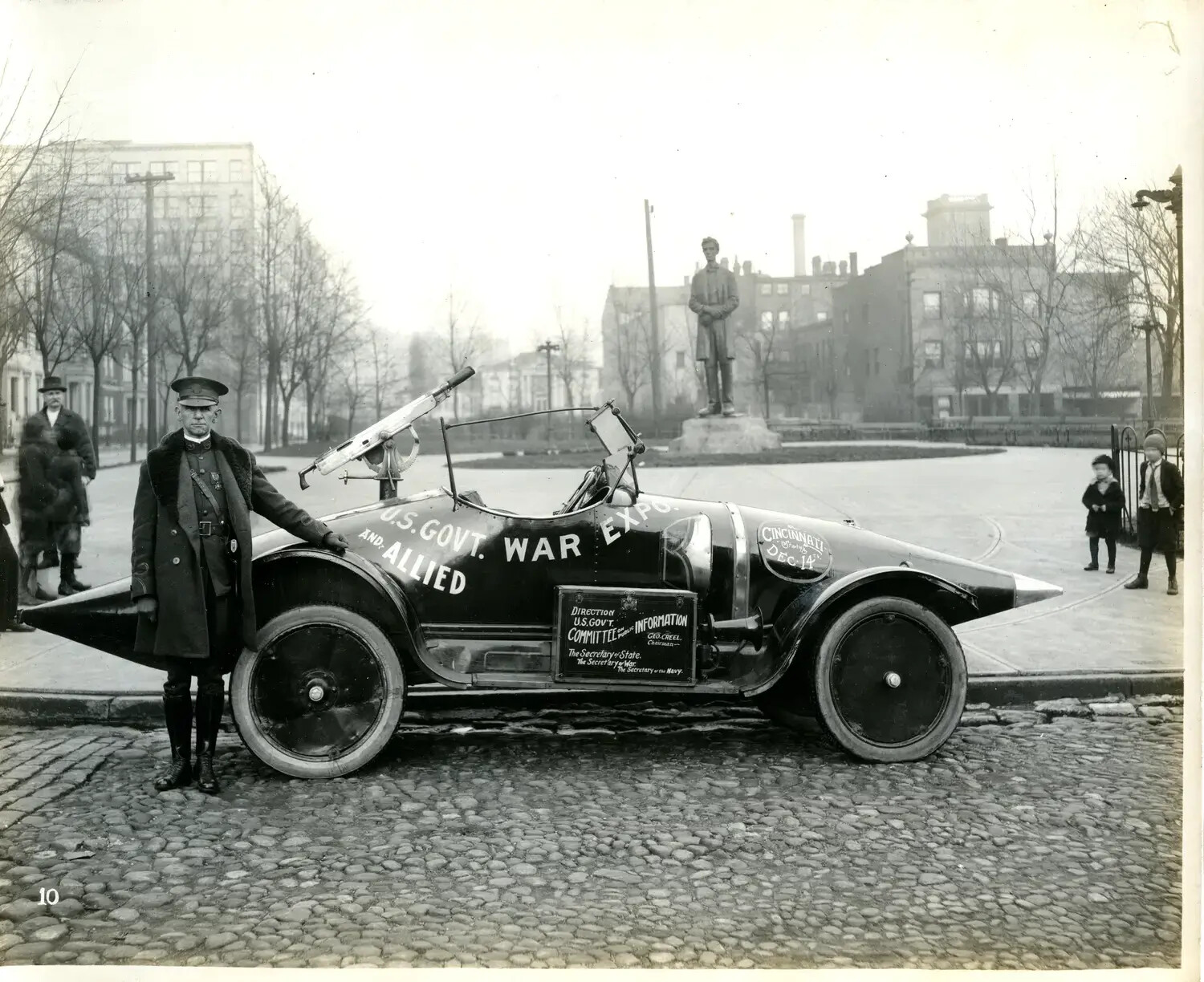 'U.S. Government War Exposition and Allied' Touring Car with Officer, Committee on Public Information Tour Stop, Cincinnati, Ohio, December 14 [1918]