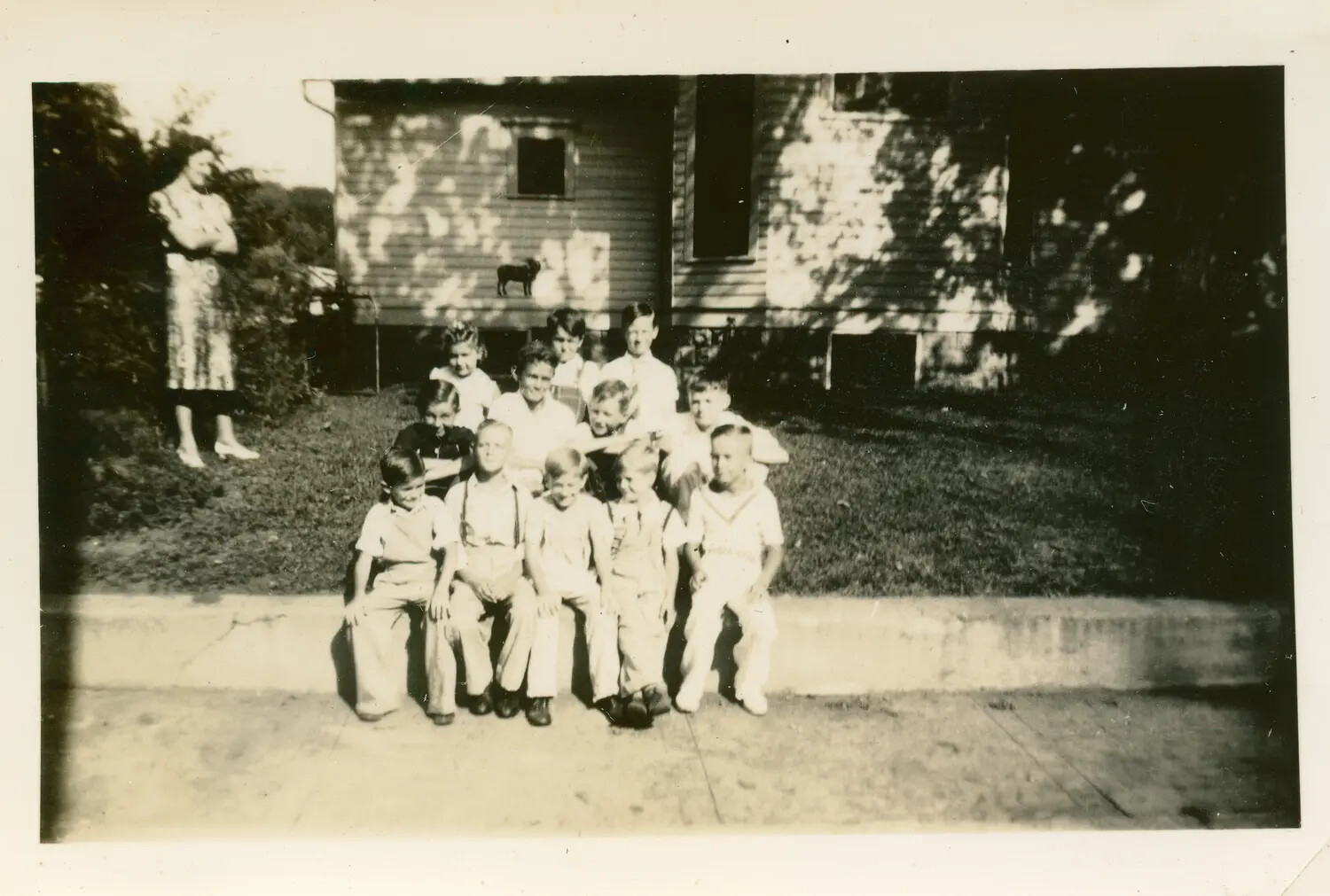 Group Portrait of Children on a Curb, Home-Front Family Album (Margaroli Collection)