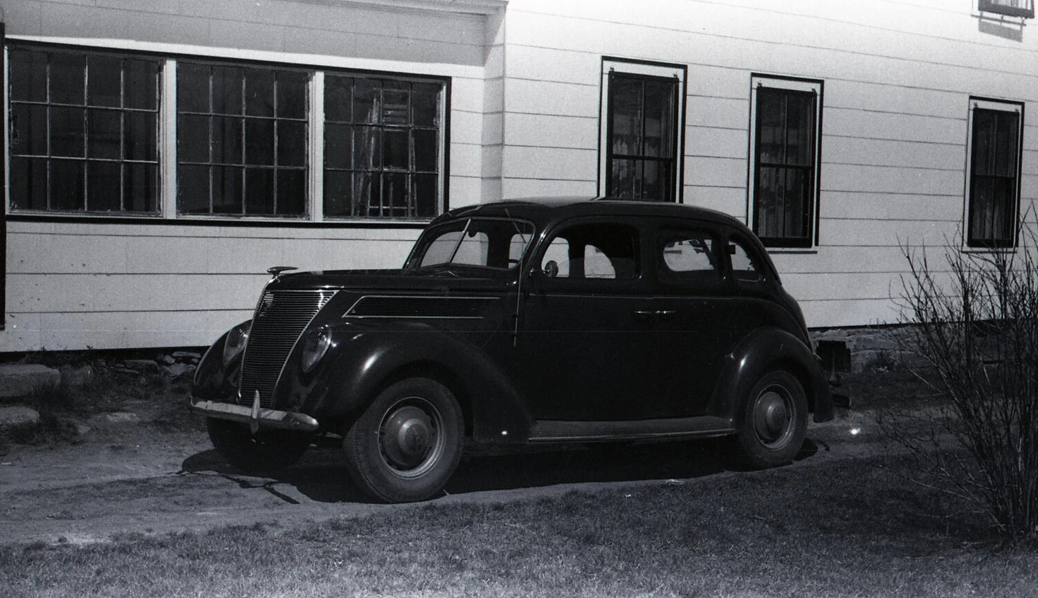 Late 1930s Sedan Parked at Residence, Stateside Photograph, WWII Era