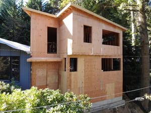 {{ custom_values.service_1 }} in {{custom_values.area_4})