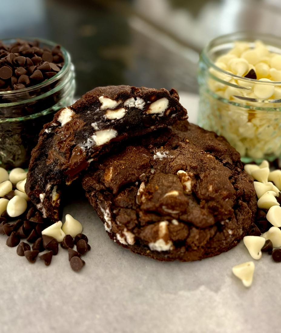 Gourmet cookies fresh from the oven.