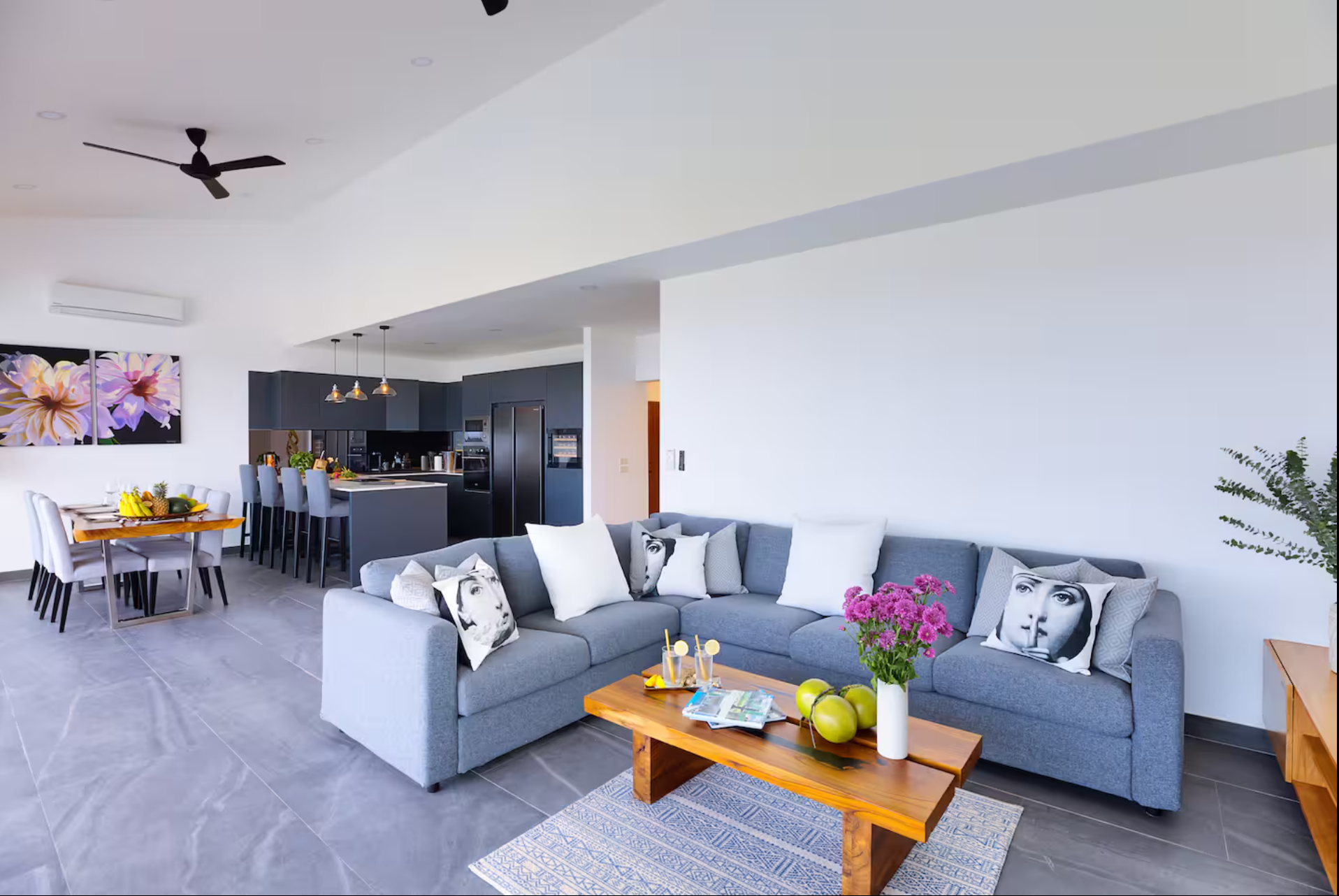 Villa Destiny - Living room