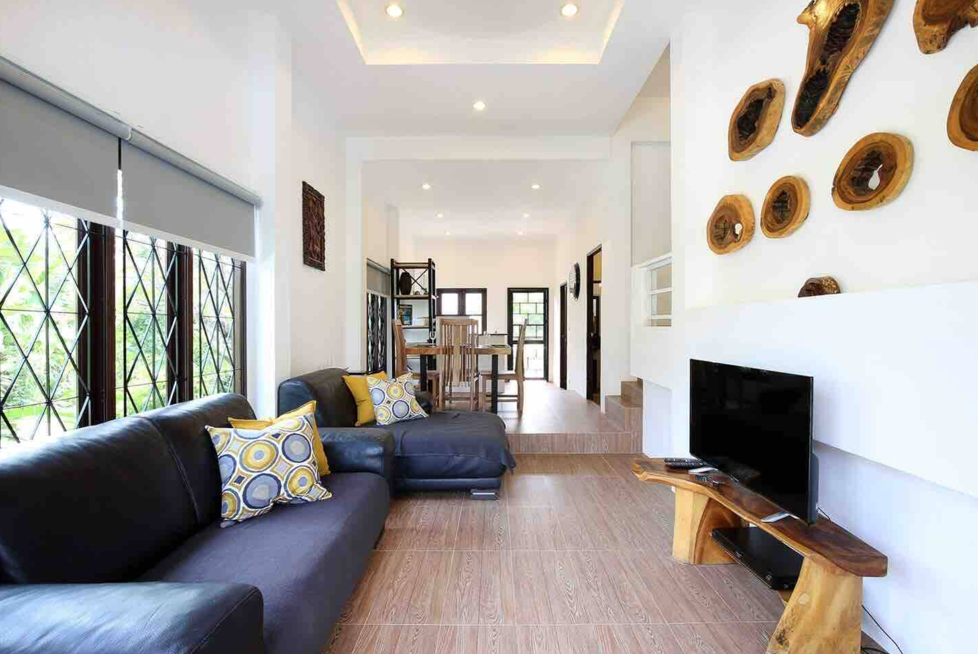 Baan Suksan - Living room